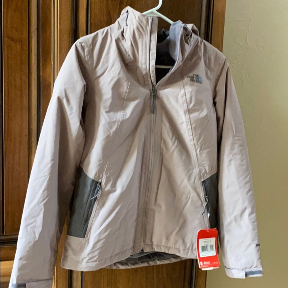 The North Face winter ski jacket & gloves